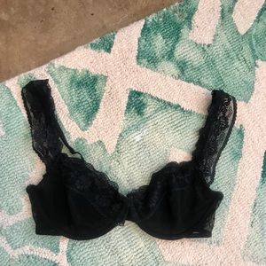 NWOT Black Lace Bra from Urban Outfitters - Sz 32D